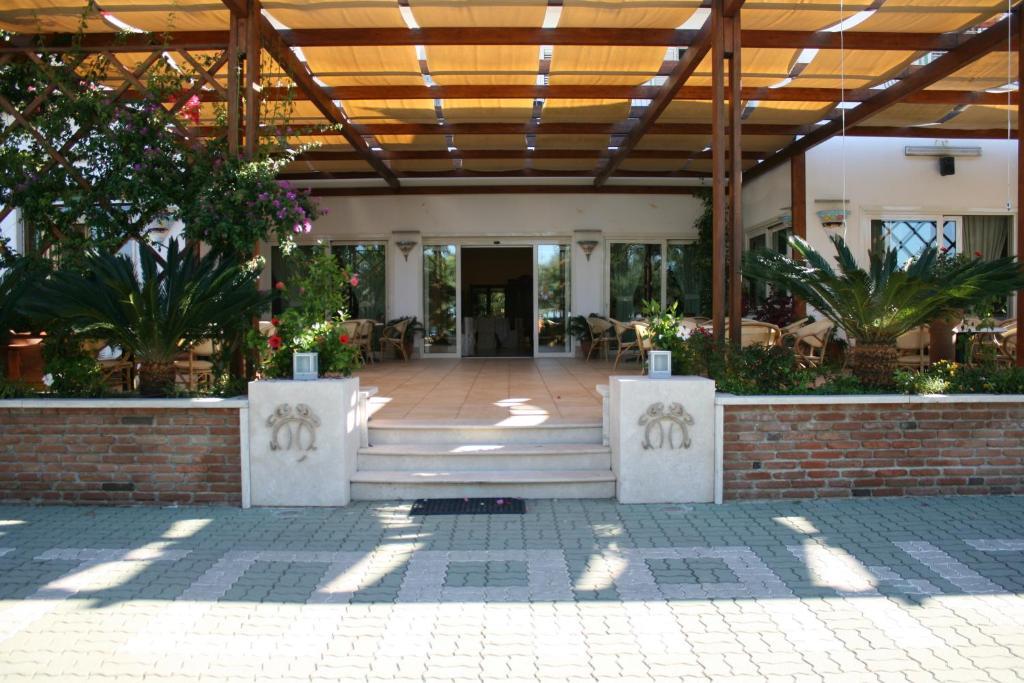 Hotel Mandetta - Adults Only Paestum Exterior photo